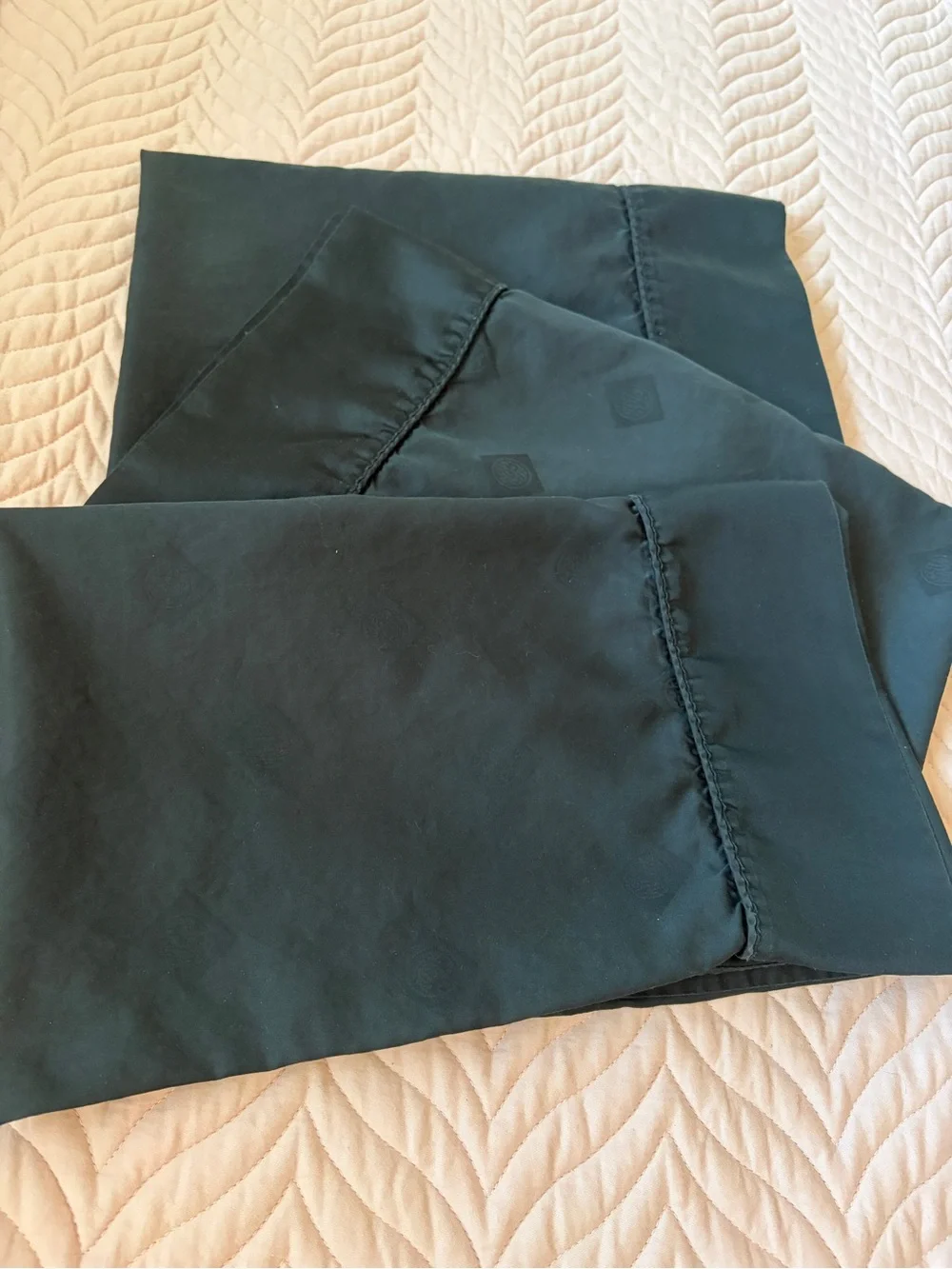 Vintage Royal Sateen 3 King Pillowcases Black Jacquard 100% Egyptian Cotton